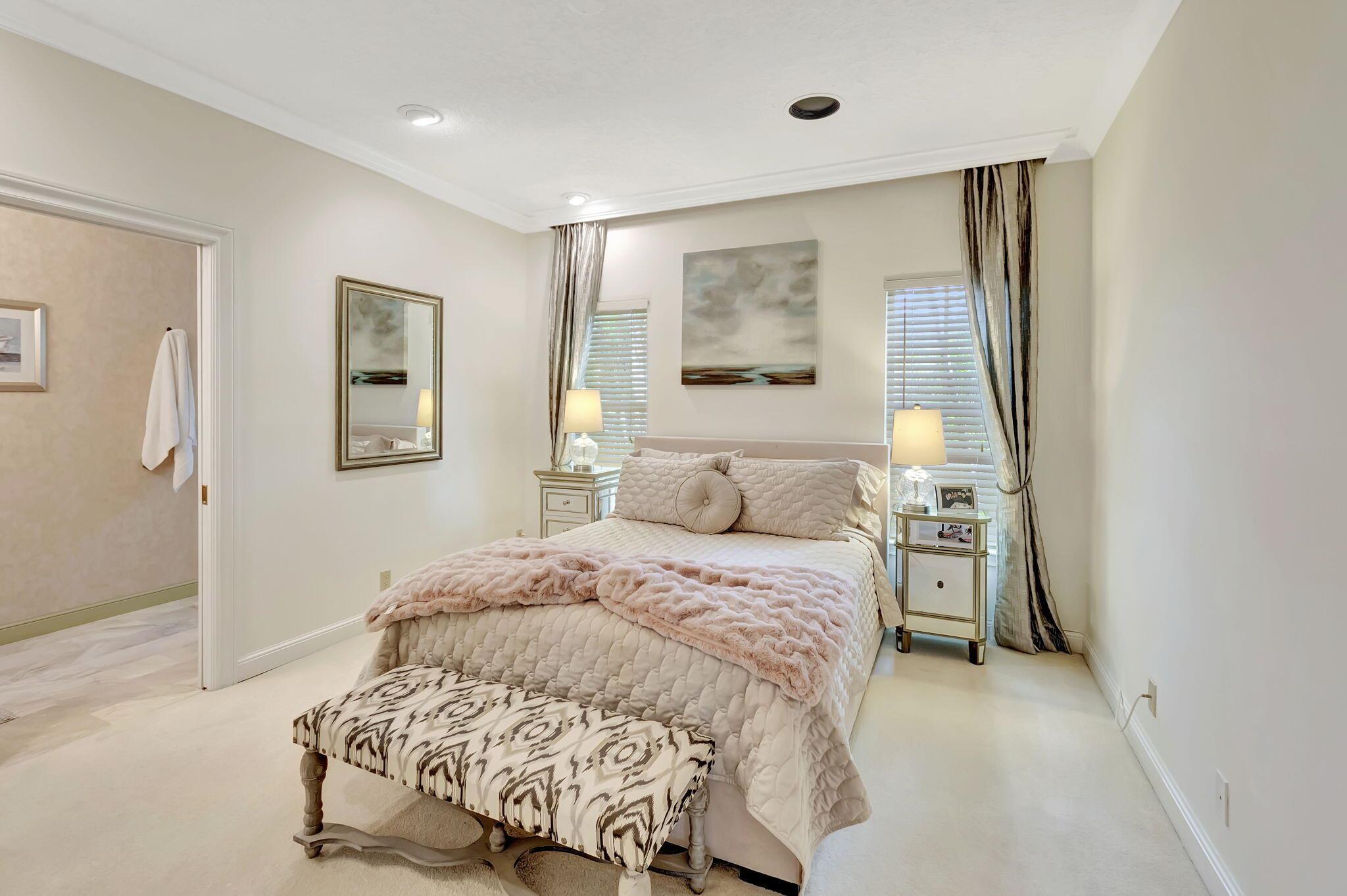 ST ANDREWS COUNTRY CLUB - Residential