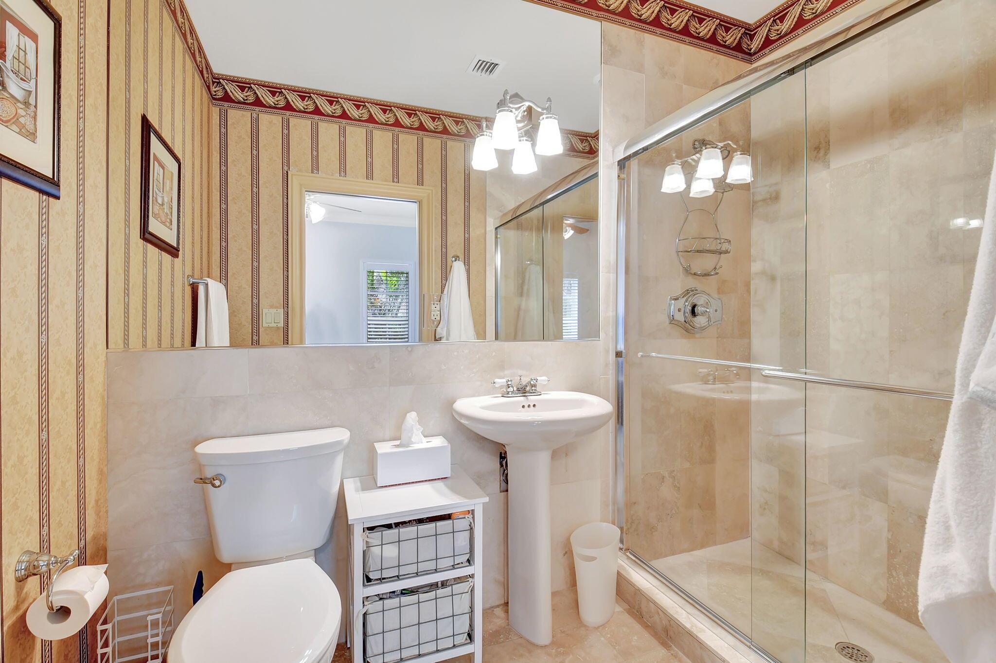 ST ANDREWS COUNTRY CLUB - Residential