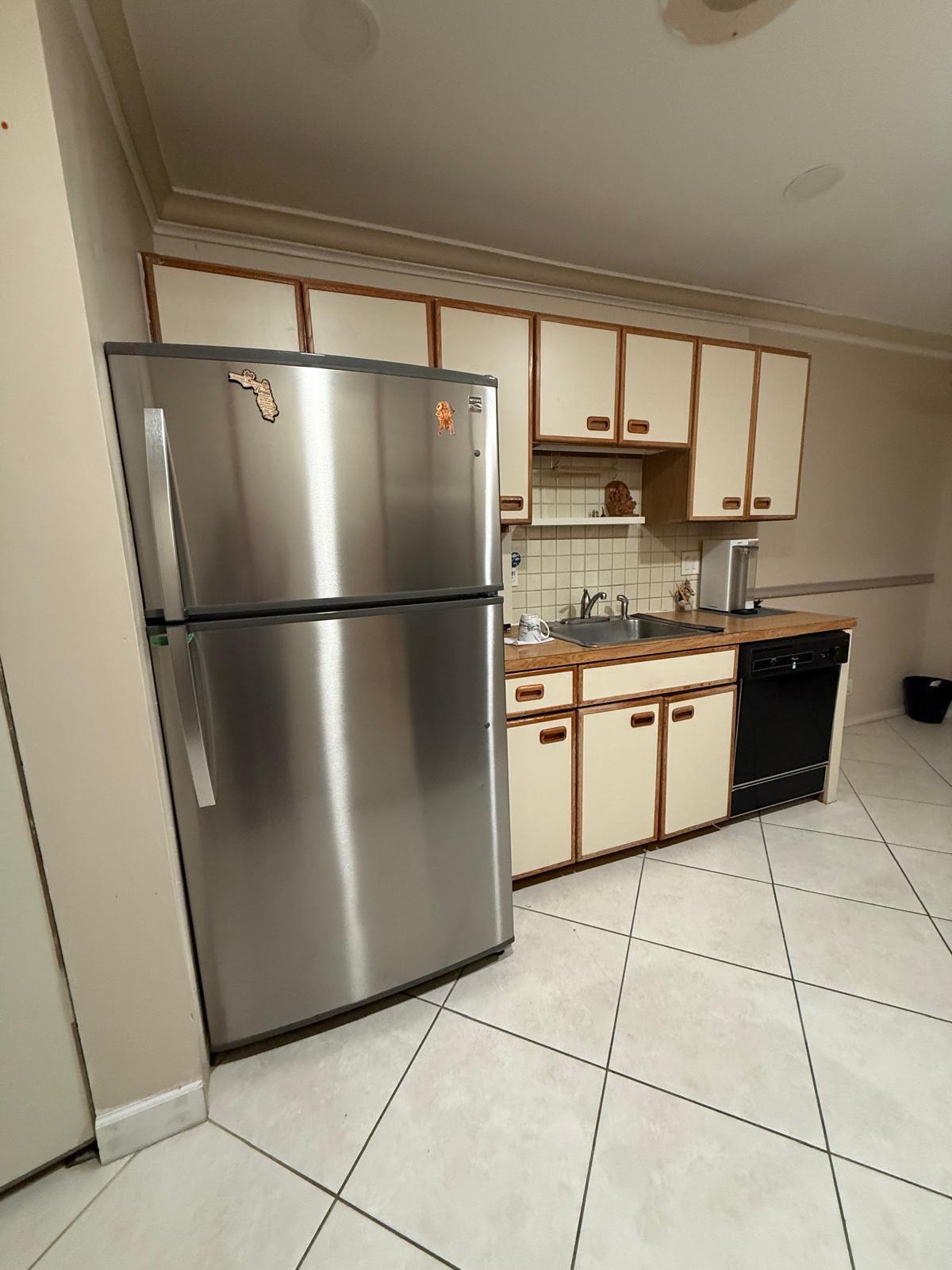 2808 S Carambola Cir Circle S 1980