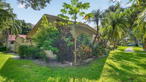 Tiny photo for 2808 S Carambola Cir Circle S #1980, Coconut Creek, FL 33066 (MLS # B26033458)