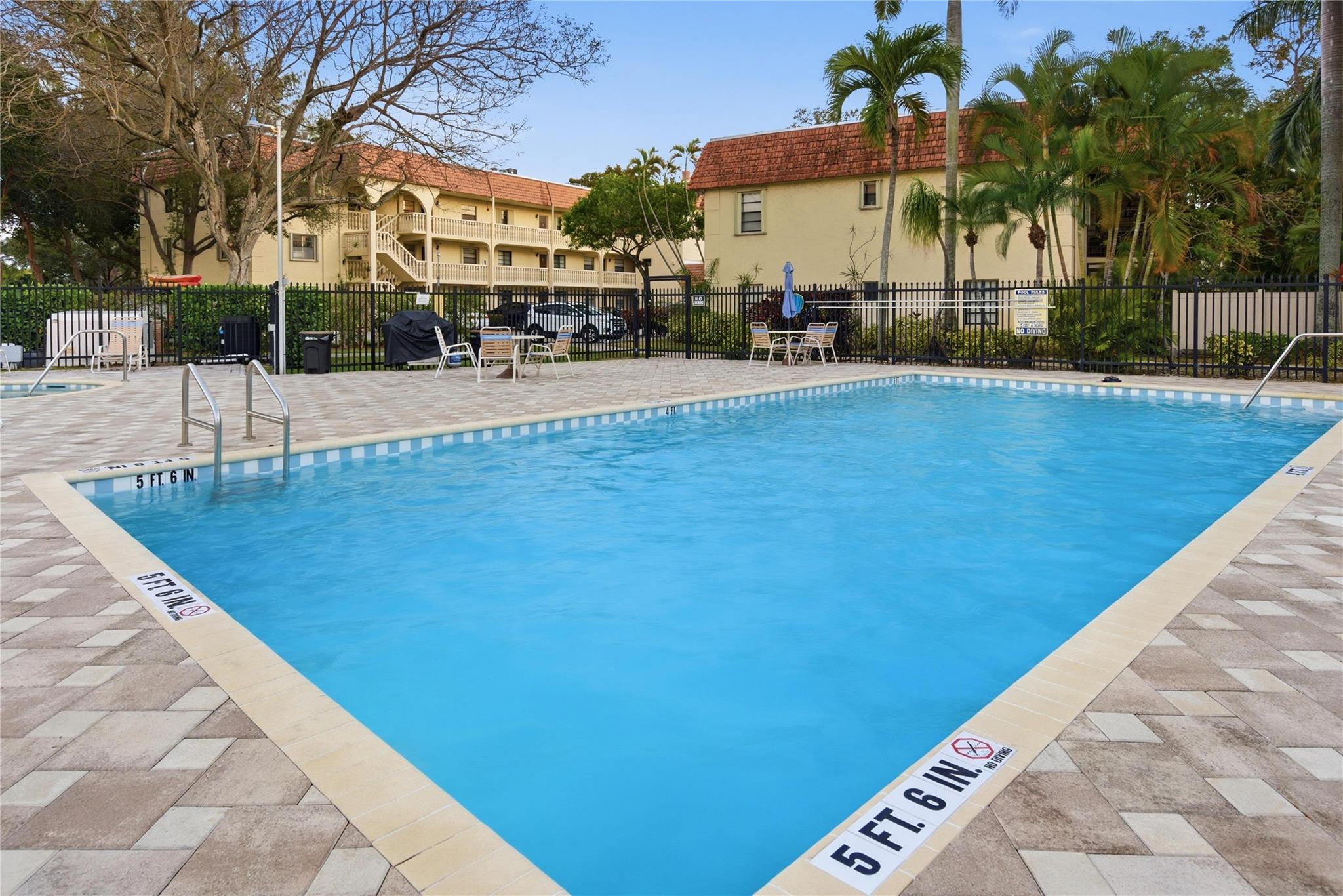 Cypress Park Condo - Residential