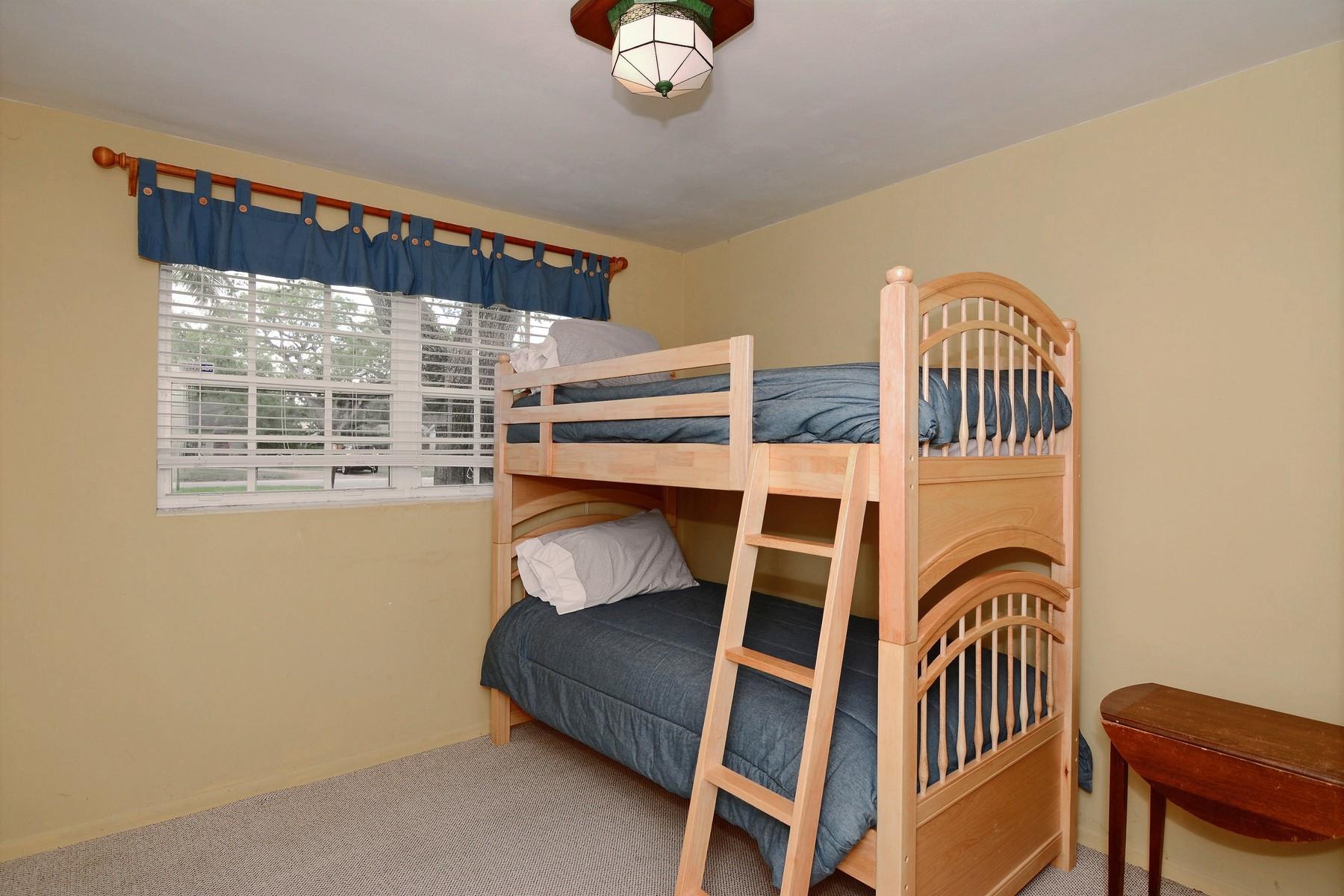 VERO BEACH SUB REPLAT LOTS 20 & Z BLK 4 - Residential