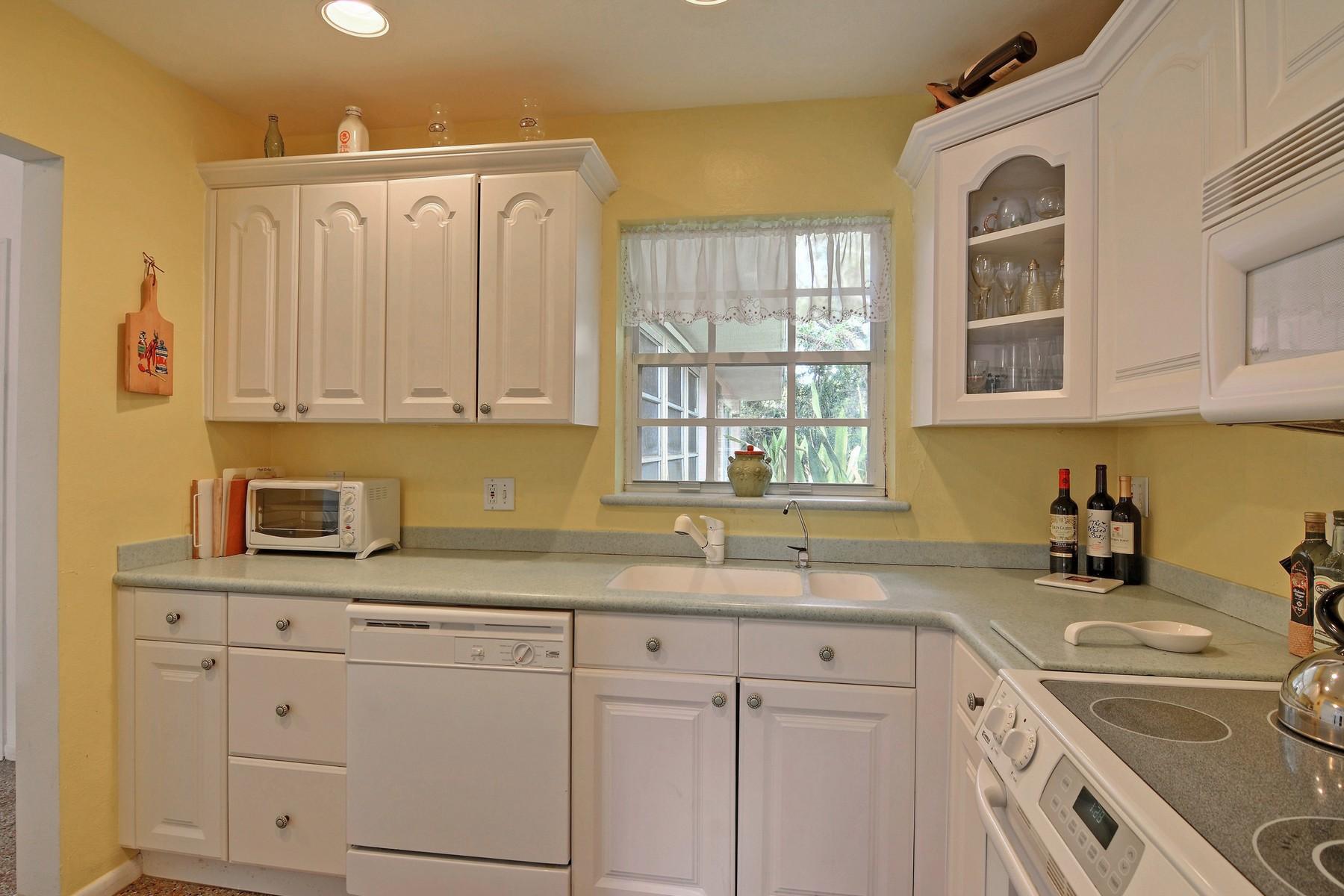 VERO BEACH SUB REPLAT LOTS 20 & Z BLK 4 - Residential