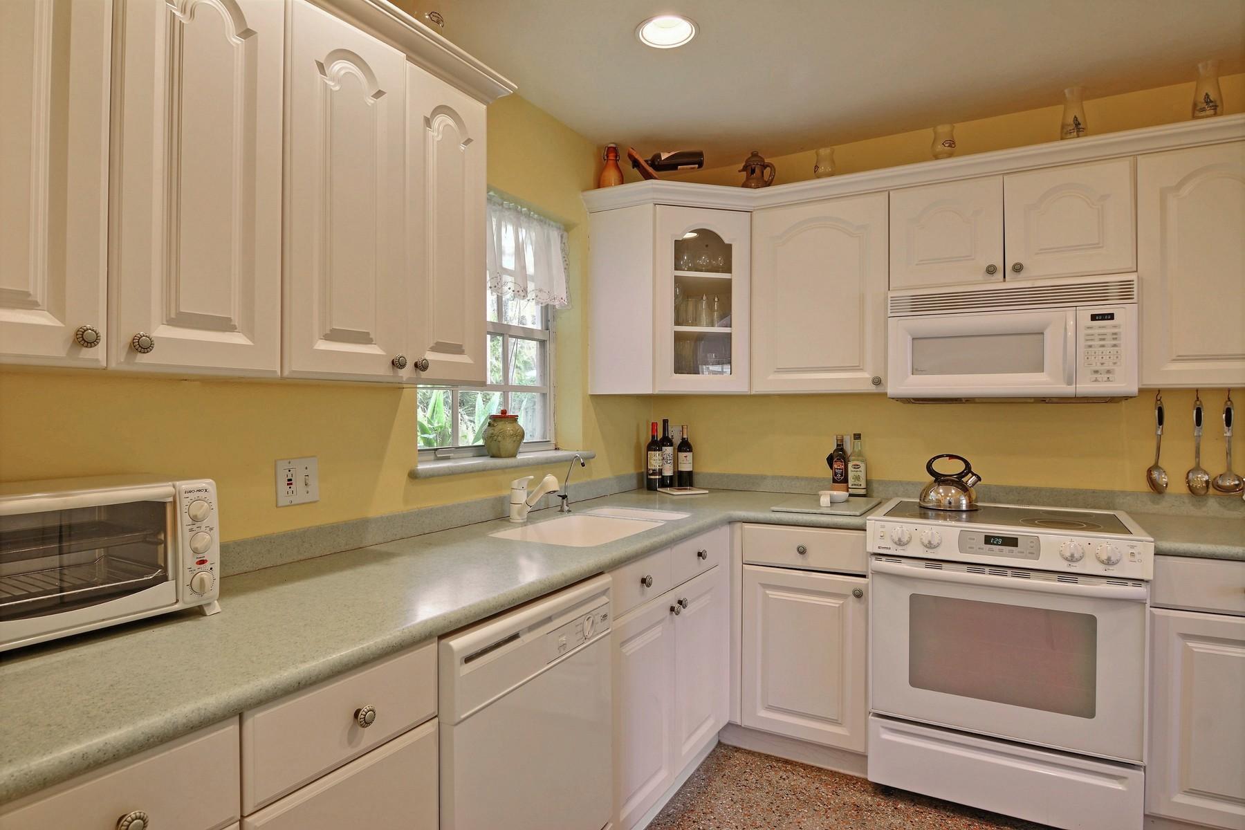 VERO BEACH SUB REPLAT LOTS 20 & Z BLK 4 - Residential