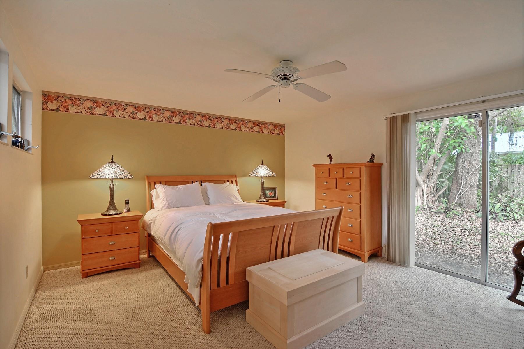 VERO BEACH SUB REPLAT LOTS 20 & Z BLK 4 - Residential