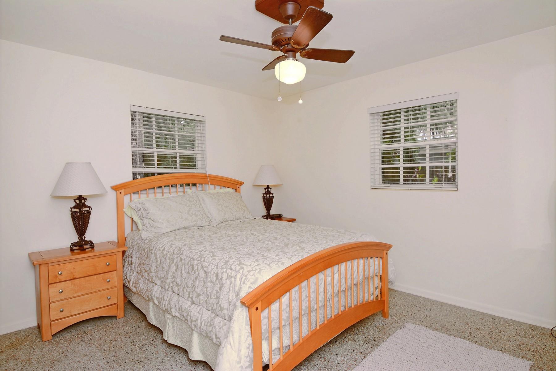 VERO BEACH SUB REPLAT LOTS 20 & Z BLK 4 - Residential