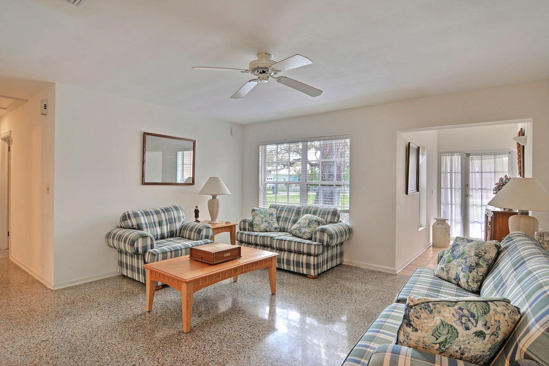 VERO BEACH SUB REPLAT LOTS 20 & Z BLK 4 - Residential