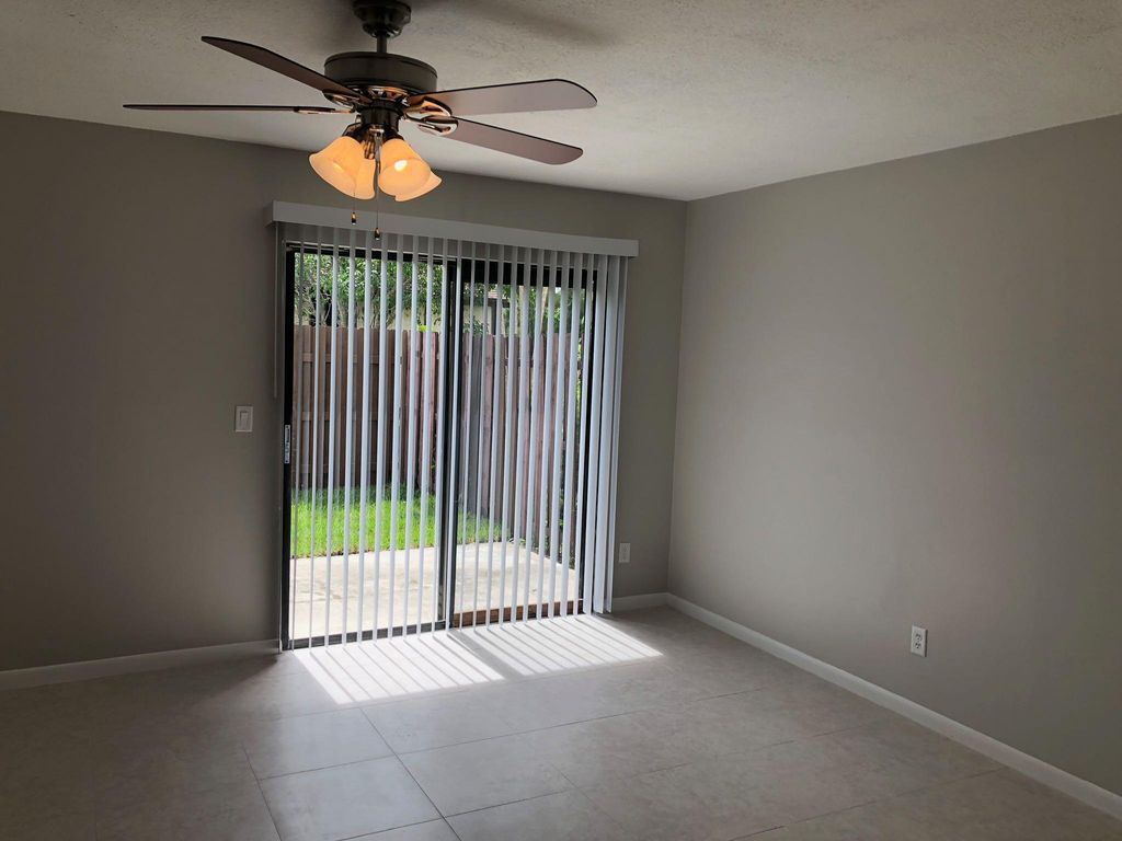 Photo of 5145 Breckenridge Place #33, West Palm Beach, FL 33417 (MLS # B26007846)