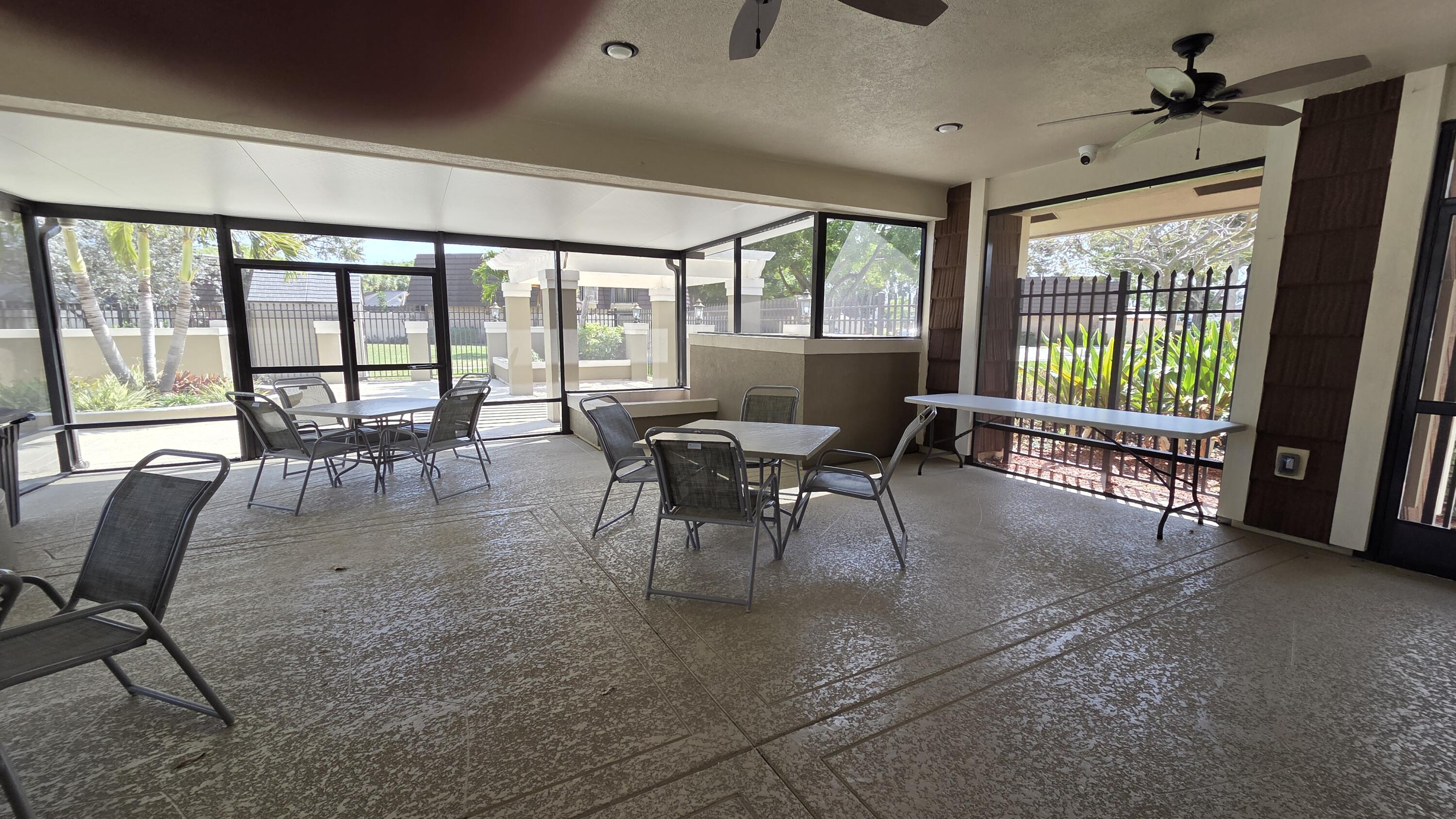 HERITAGE VILLAGE OF P B LAKES - Residential Lease