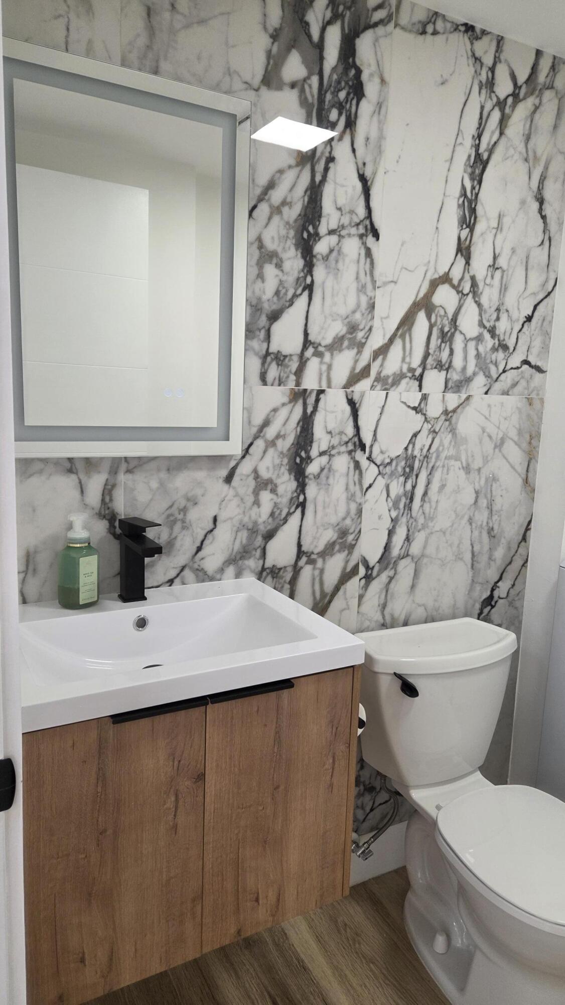 HERITAGE VILLAGE OF P B LAKES - Residential Lease