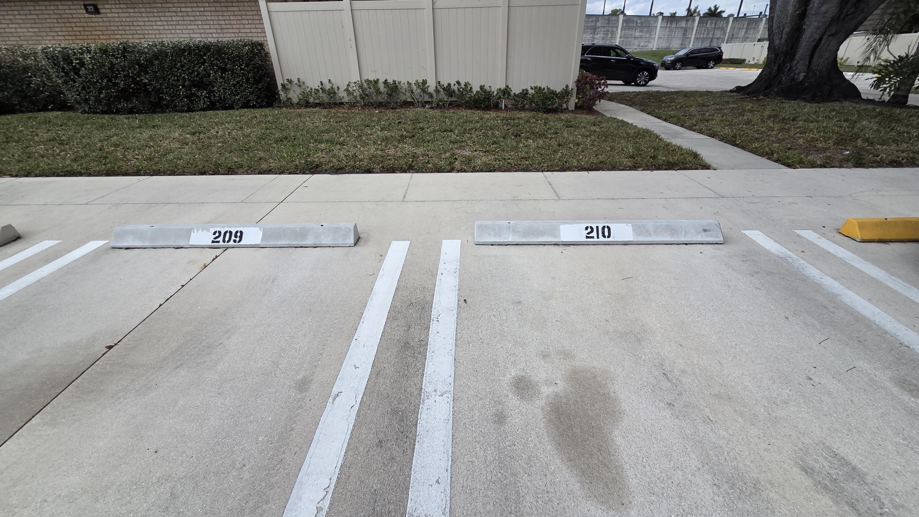 HERITAGE VILLAGE OF P B LAKES - Residential Lease