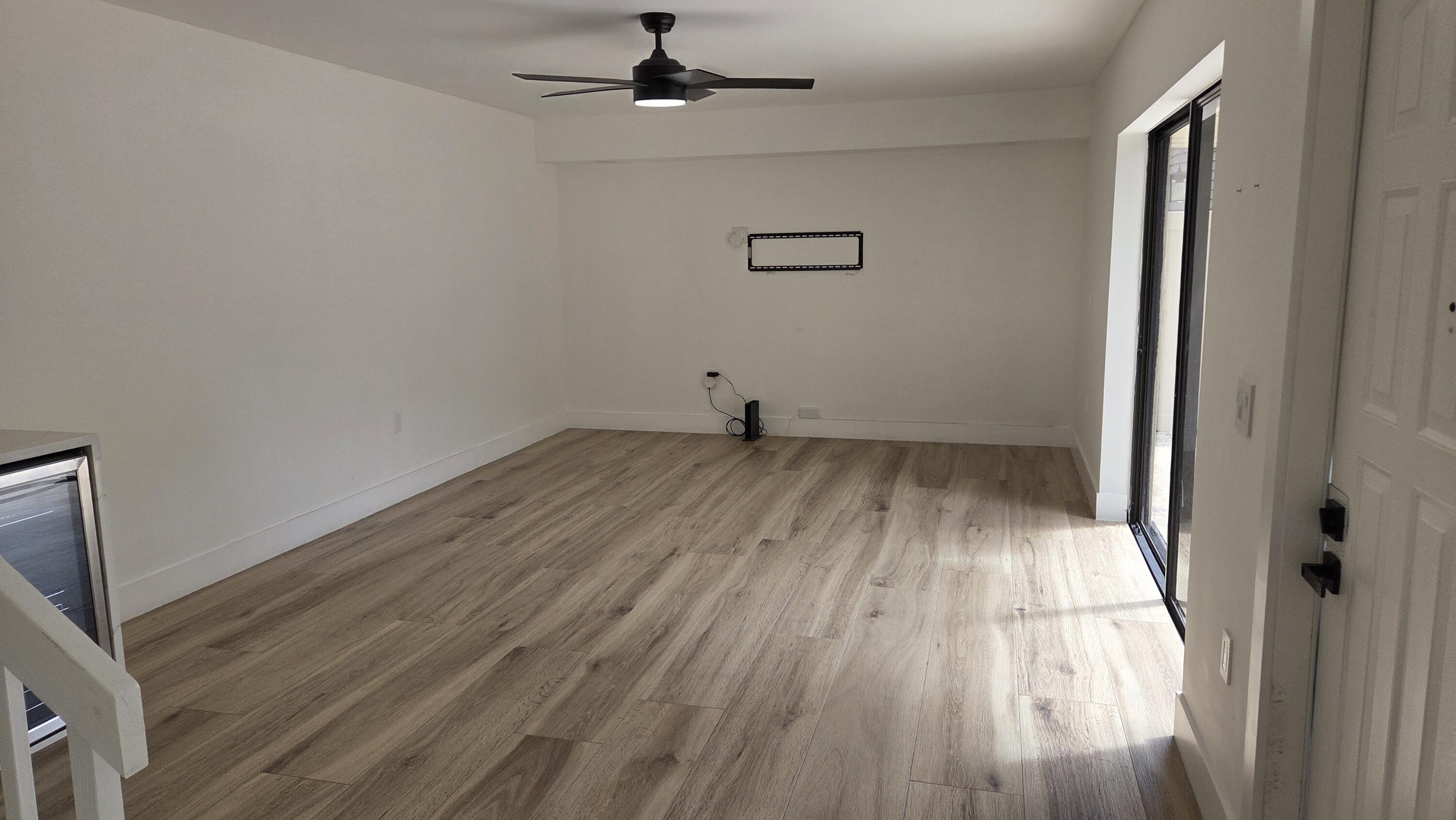 HERITAGE VILLAGE OF P B LAKES - Residential Lease