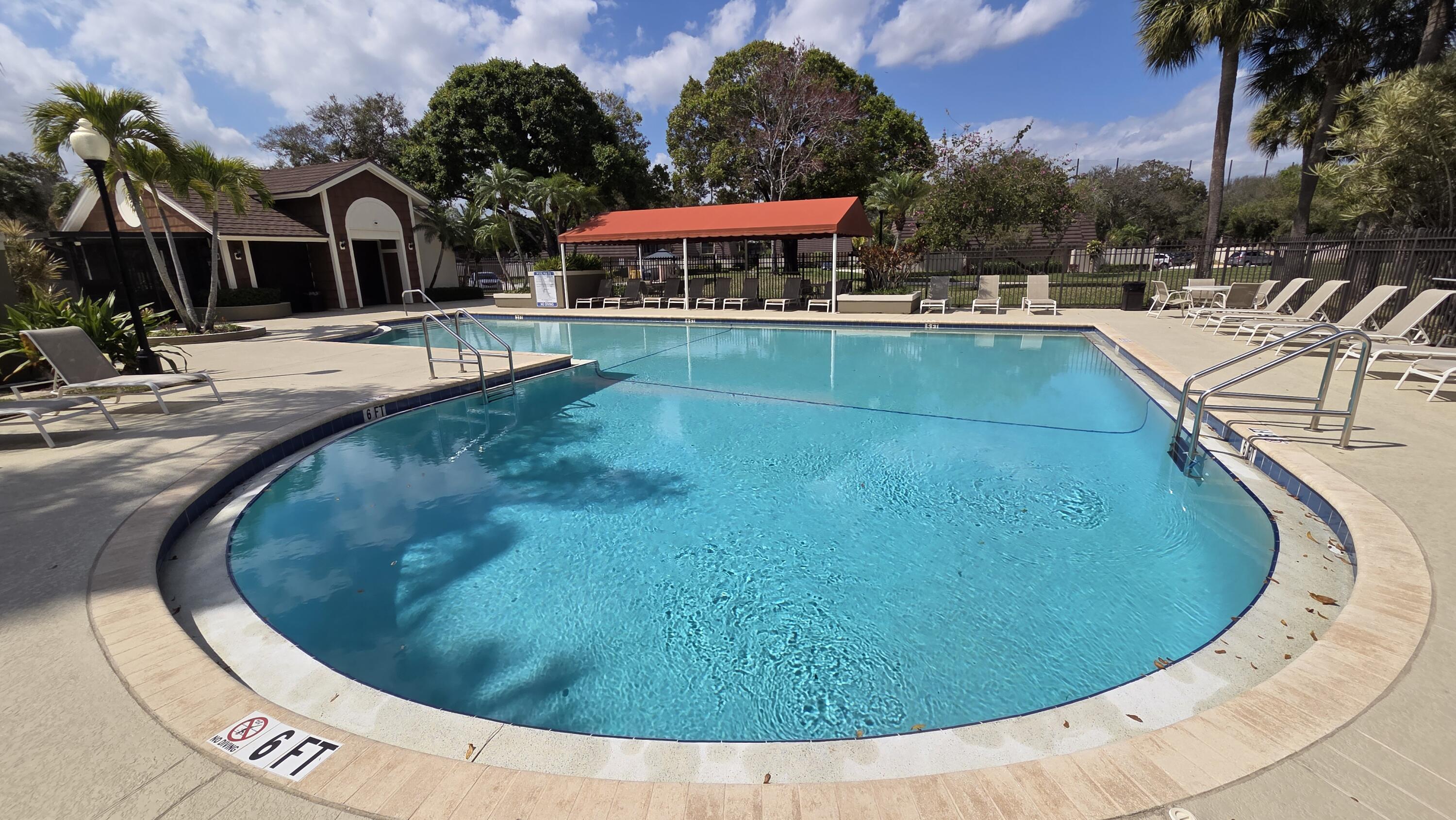 HERITAGE VILLAGE OF P B LAKES - Residential Lease