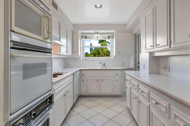 VILLAS INC - Residential