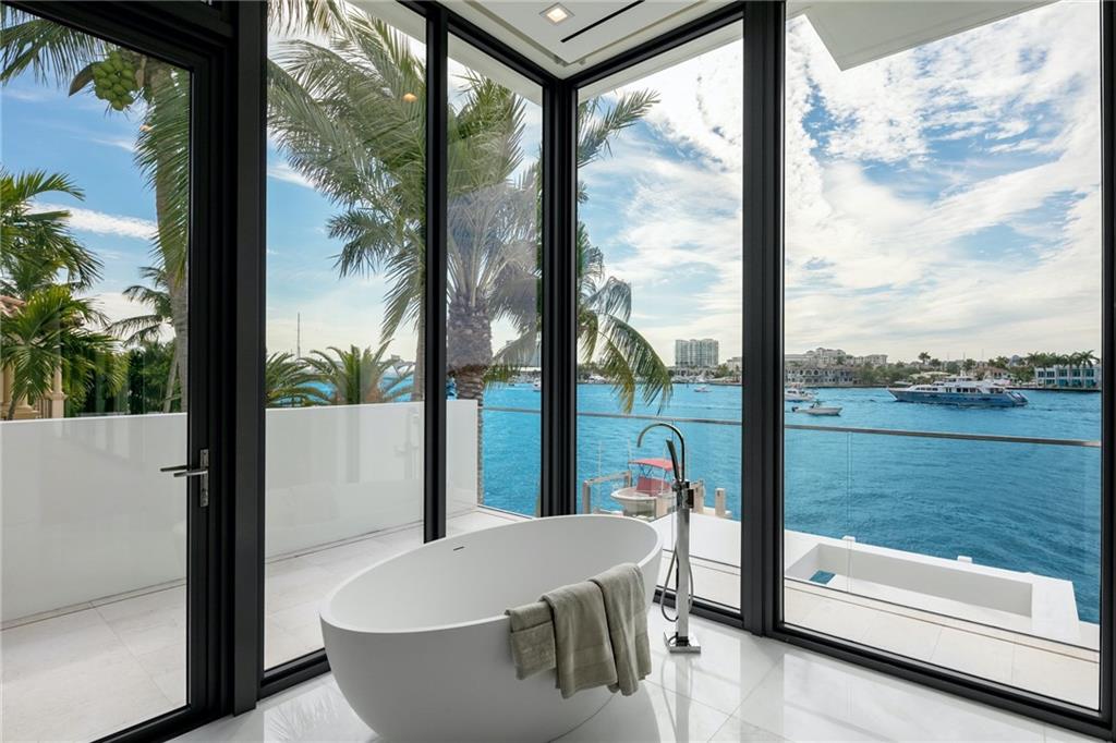 Laguna Isle 40-1 B - Residential