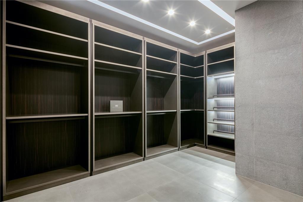 Laguna Isle 40-1 B - Residential