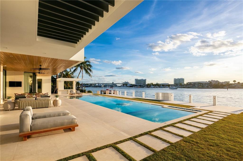 Laguna Isle 40-1 B - Residential