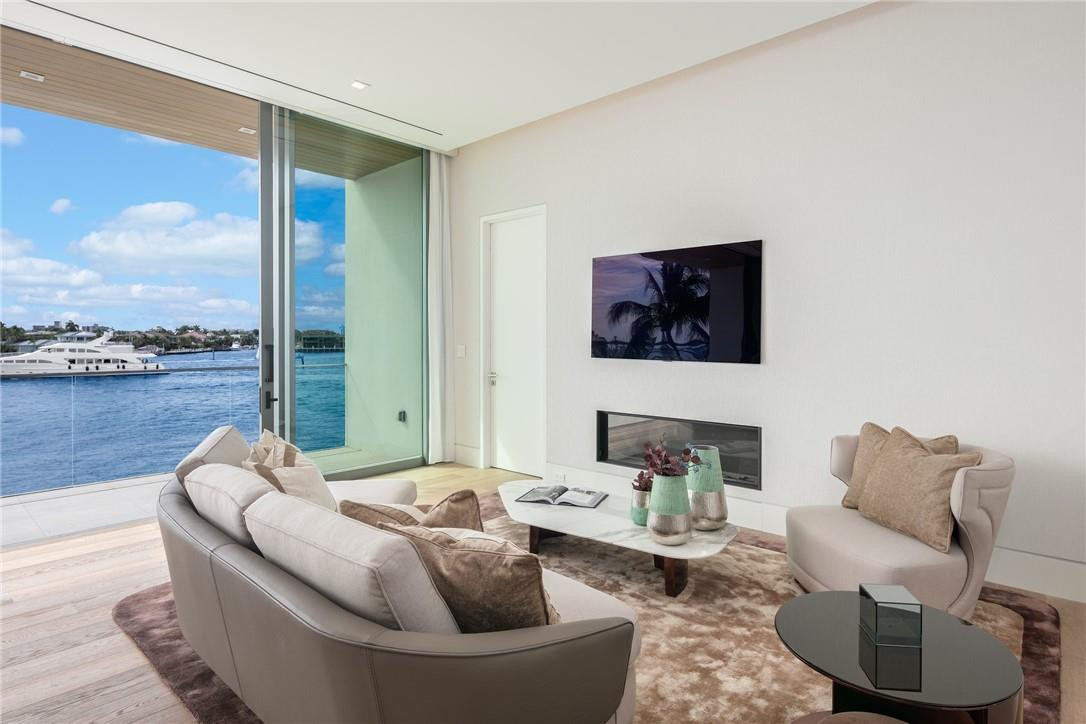 Laguna Isle 40-1 B - Residential