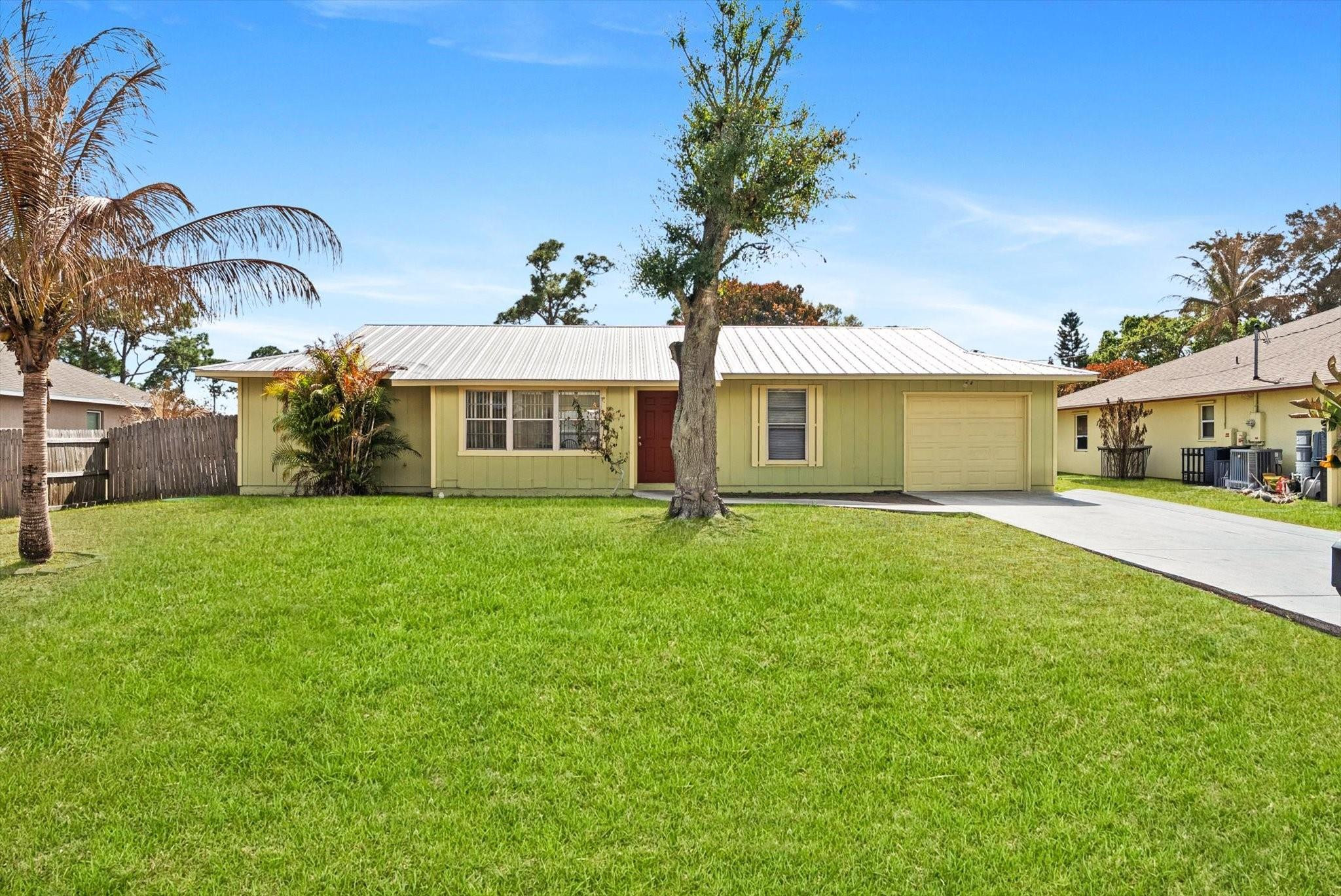 PORT ST LUCIE SECTION 28 - Residential
