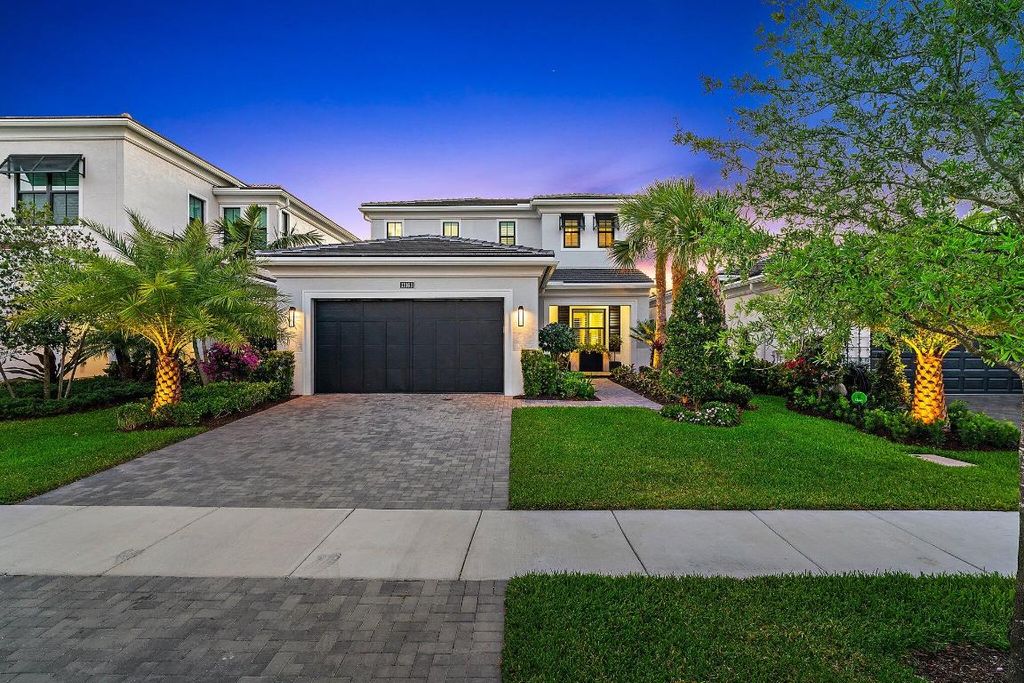 Photo of 13163 Faberge Place, Palm Beach Gardens, FL 33418 (MLS # R10944919)