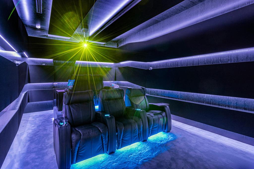 STILWELL ISLES - Residential