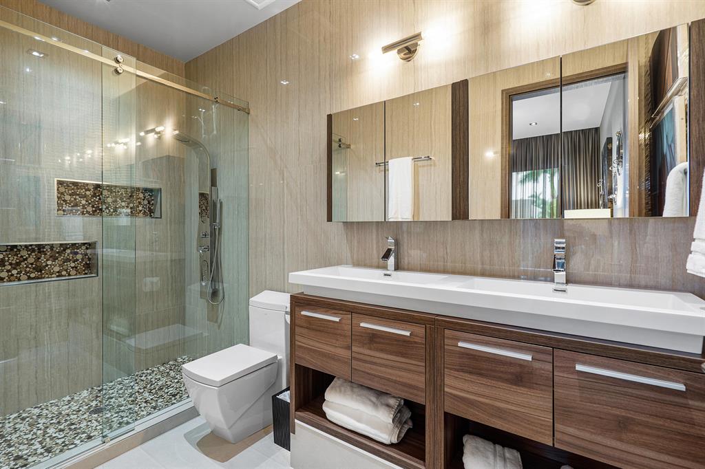 STILWELL ISLES - Residential