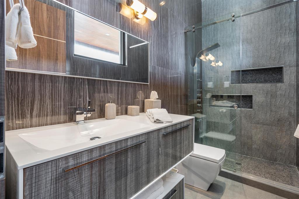 STILWELL ISLES - Residential