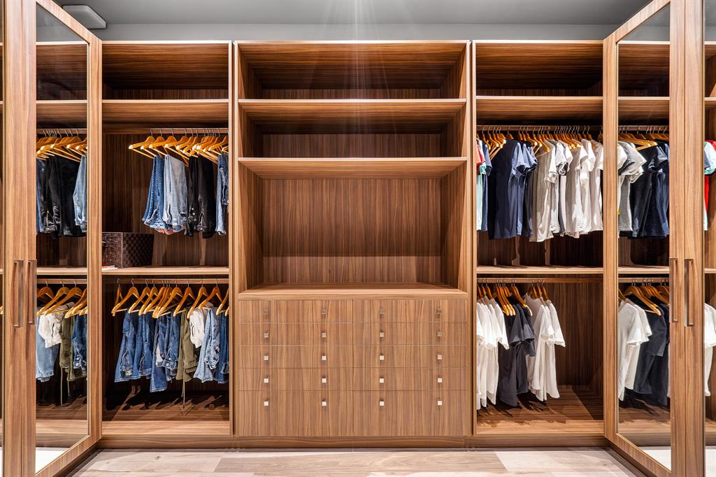 STILWELL ISLES - Residential