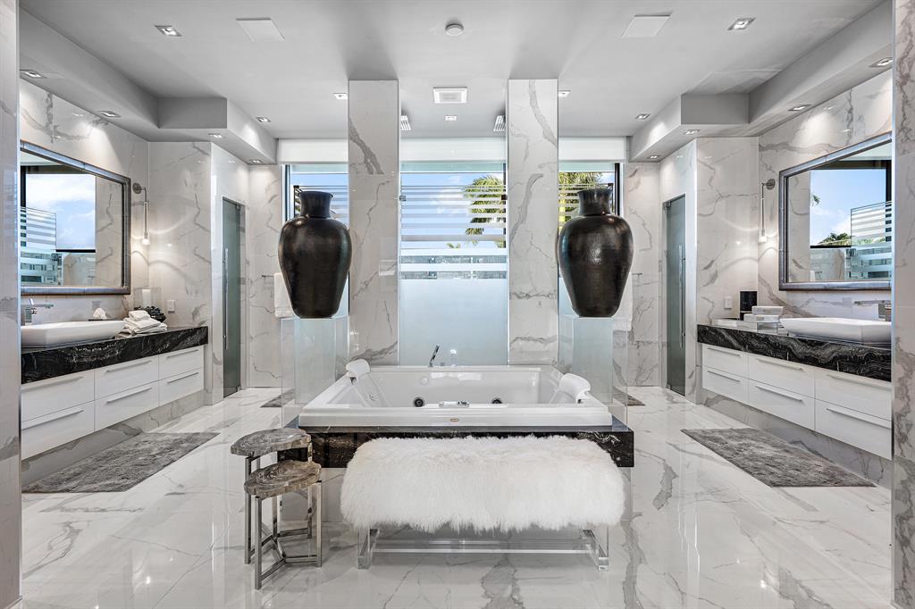 STILWELL ISLES - Residential