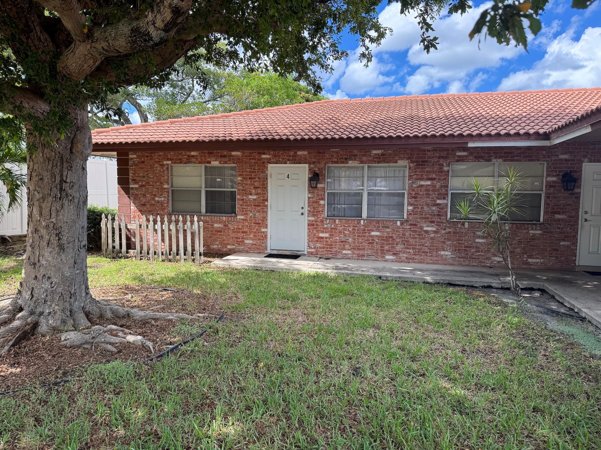 East of US-1, this 2 bedroom, 1 bathroom apartment in Lighthouse point features a spacious kitchen with wood flooring. The living room and bedrooms have carpet, and the bedrooms have sliding door closets. Full bathroom with linen closet. Laundry facility on site. No pets. $1700 per month; $3400 security deposit. Water included in rent; electricity not included.