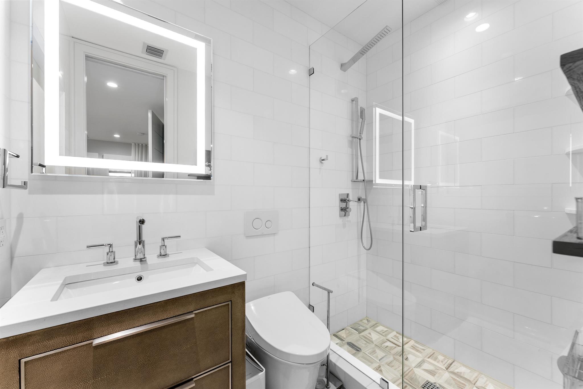 TROPIC ISLE 3RD SEC - Residential