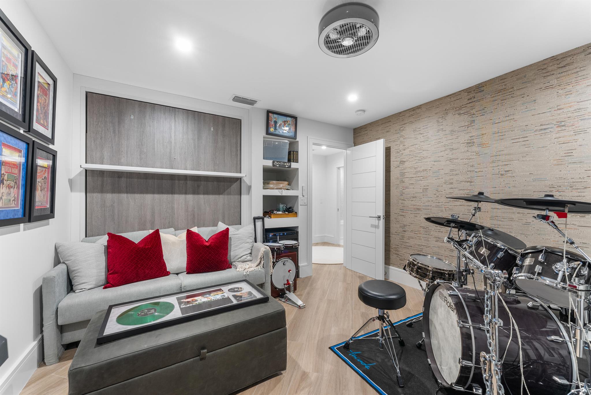 TROPIC ISLE 3RD SEC - Residential