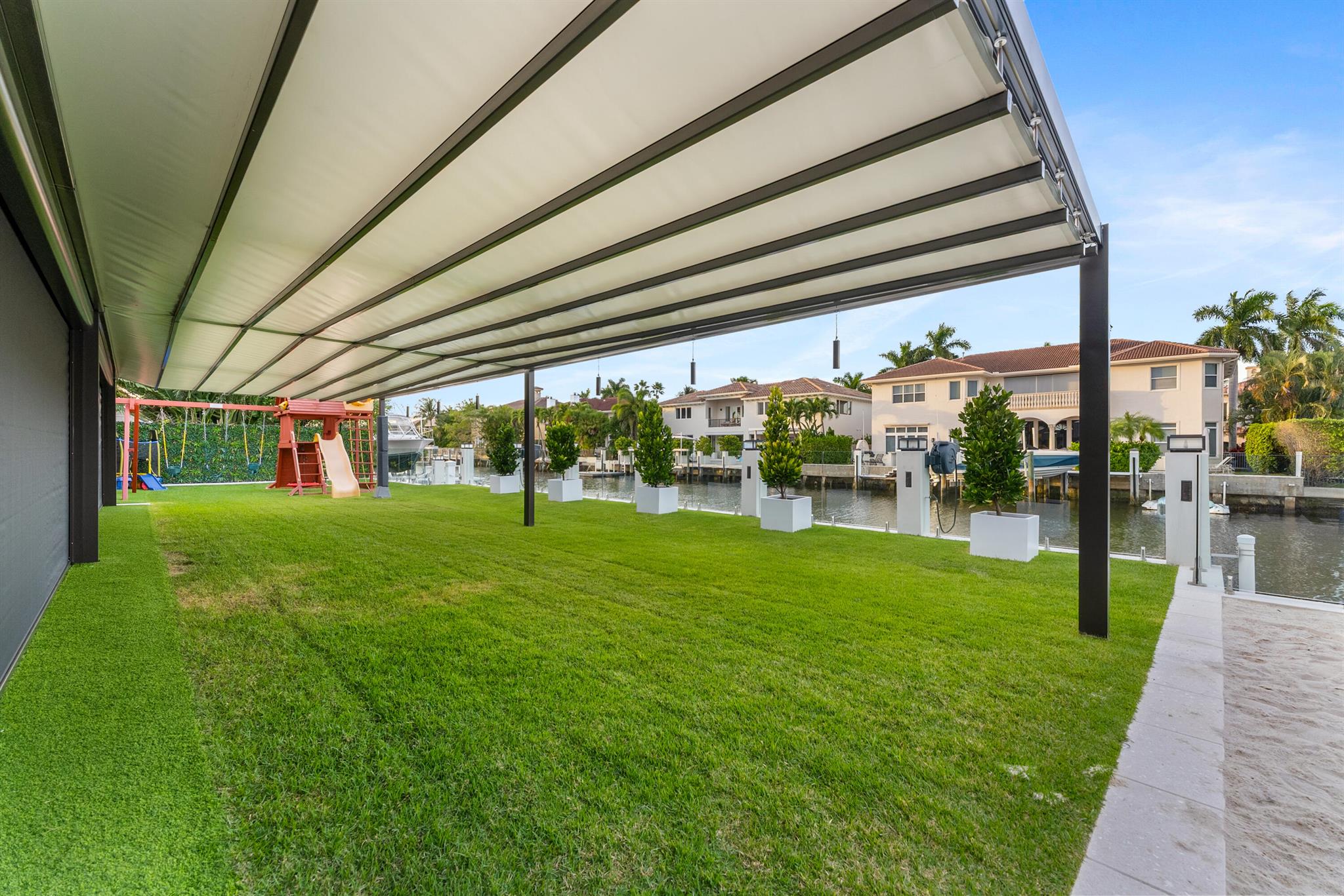 TROPIC ISLE 3RD SEC - Residential