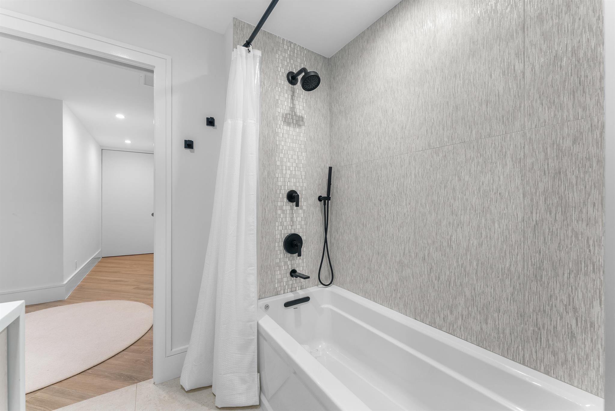 TROPIC ISLE 3RD SEC - Residential