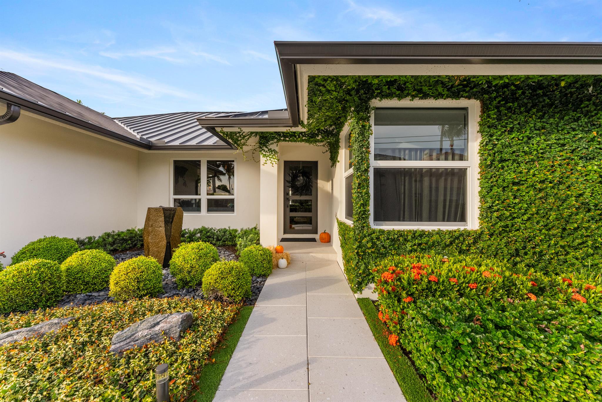 TROPIC ISLE 3RD SEC - Residential