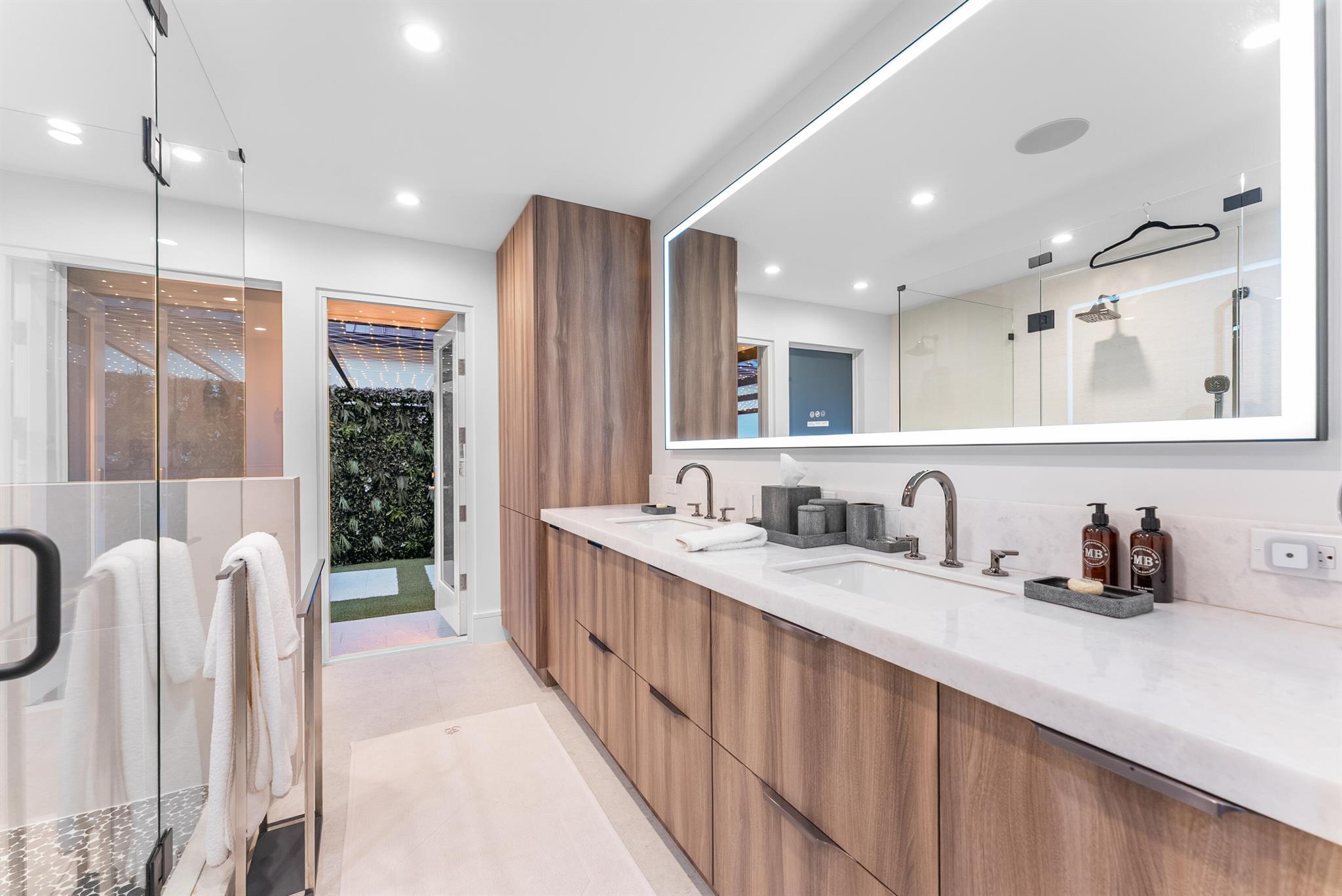 TROPIC ISLE 3RD SEC - Residential