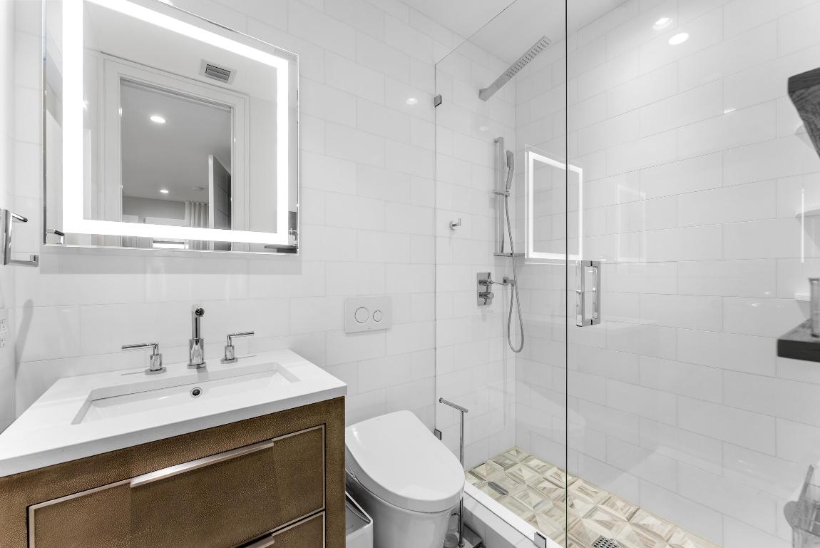 TROPIC ISLE 3RD SEC - Residential