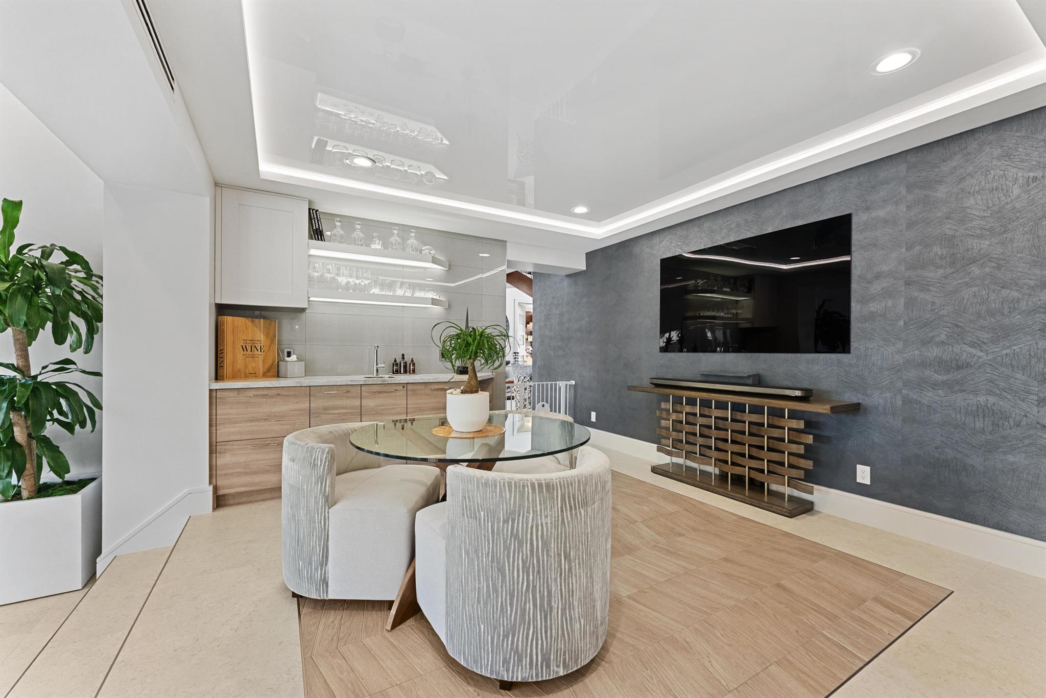 TROPIC ISLE 3RD SEC - Residential