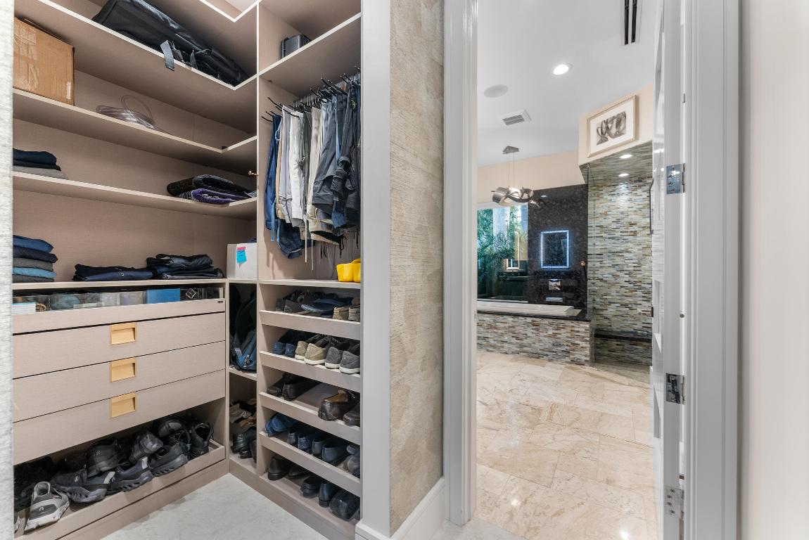 TROPIC ISLE 3RD SEC - Residential