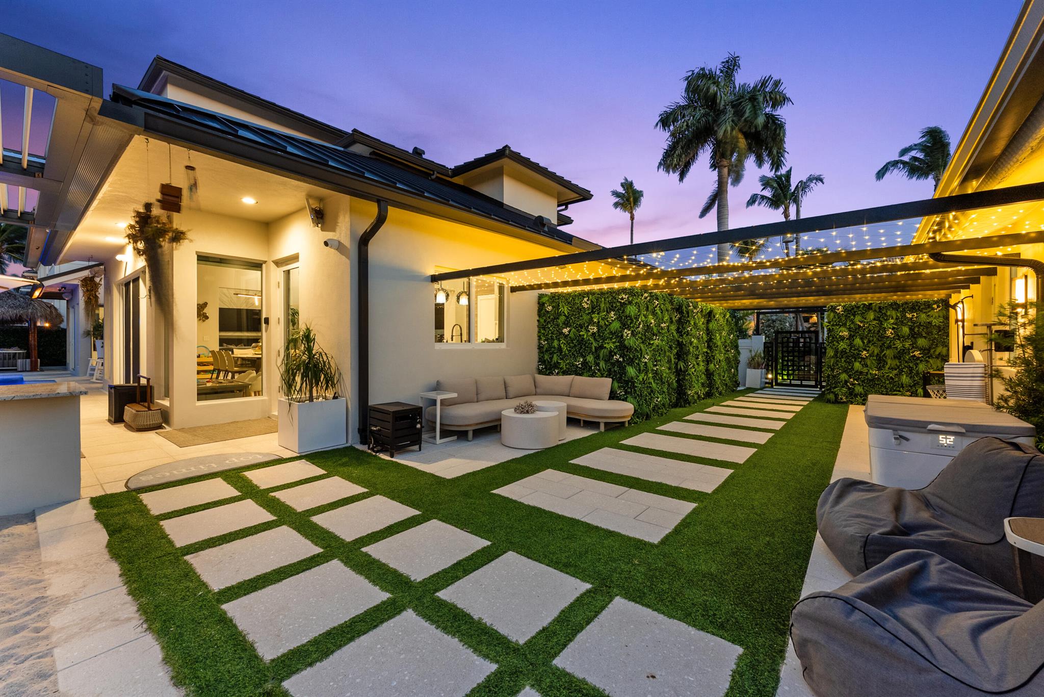 TROPIC ISLE 3RD SEC - Residential