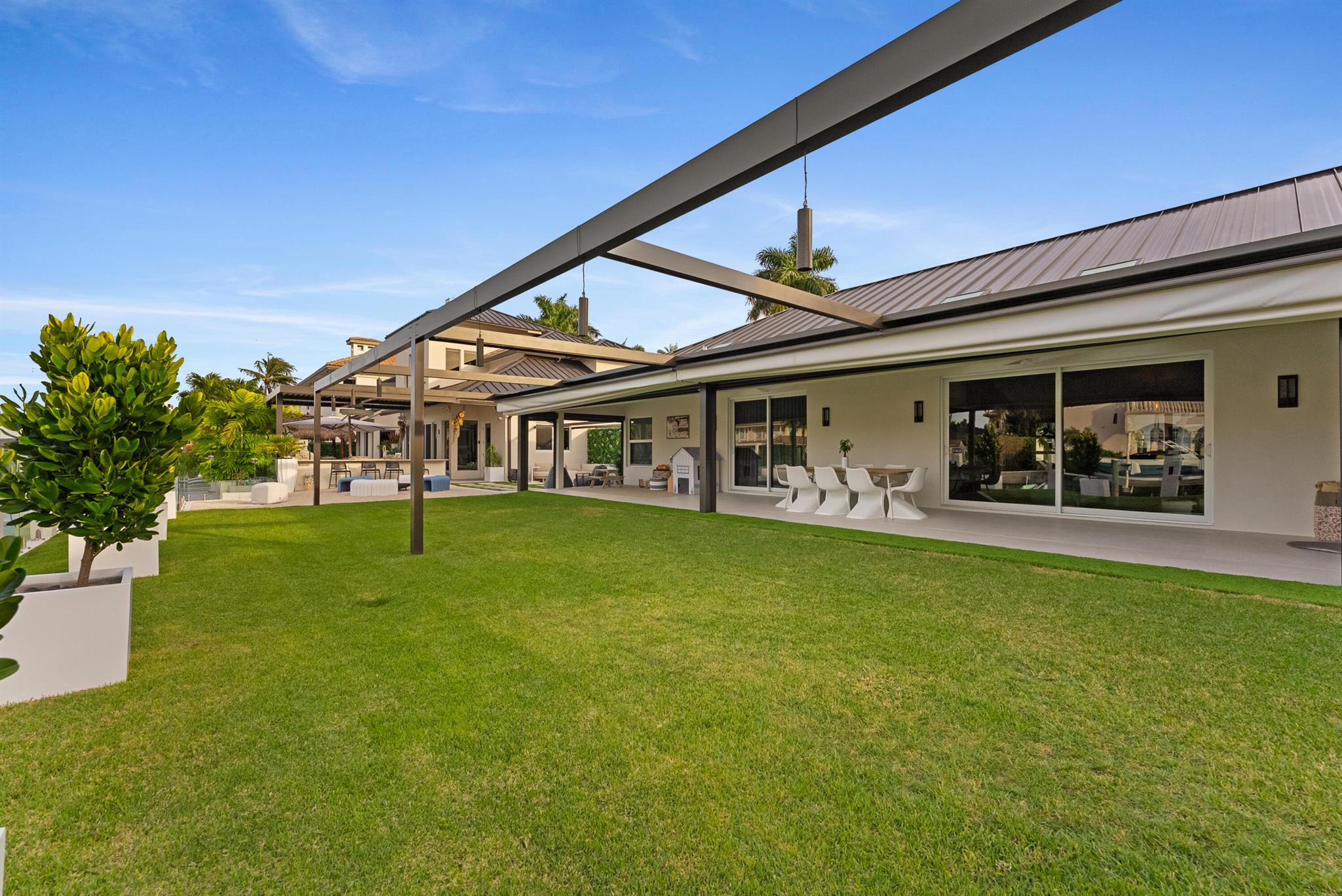 TROPIC ISLE 3RD SEC - Residential