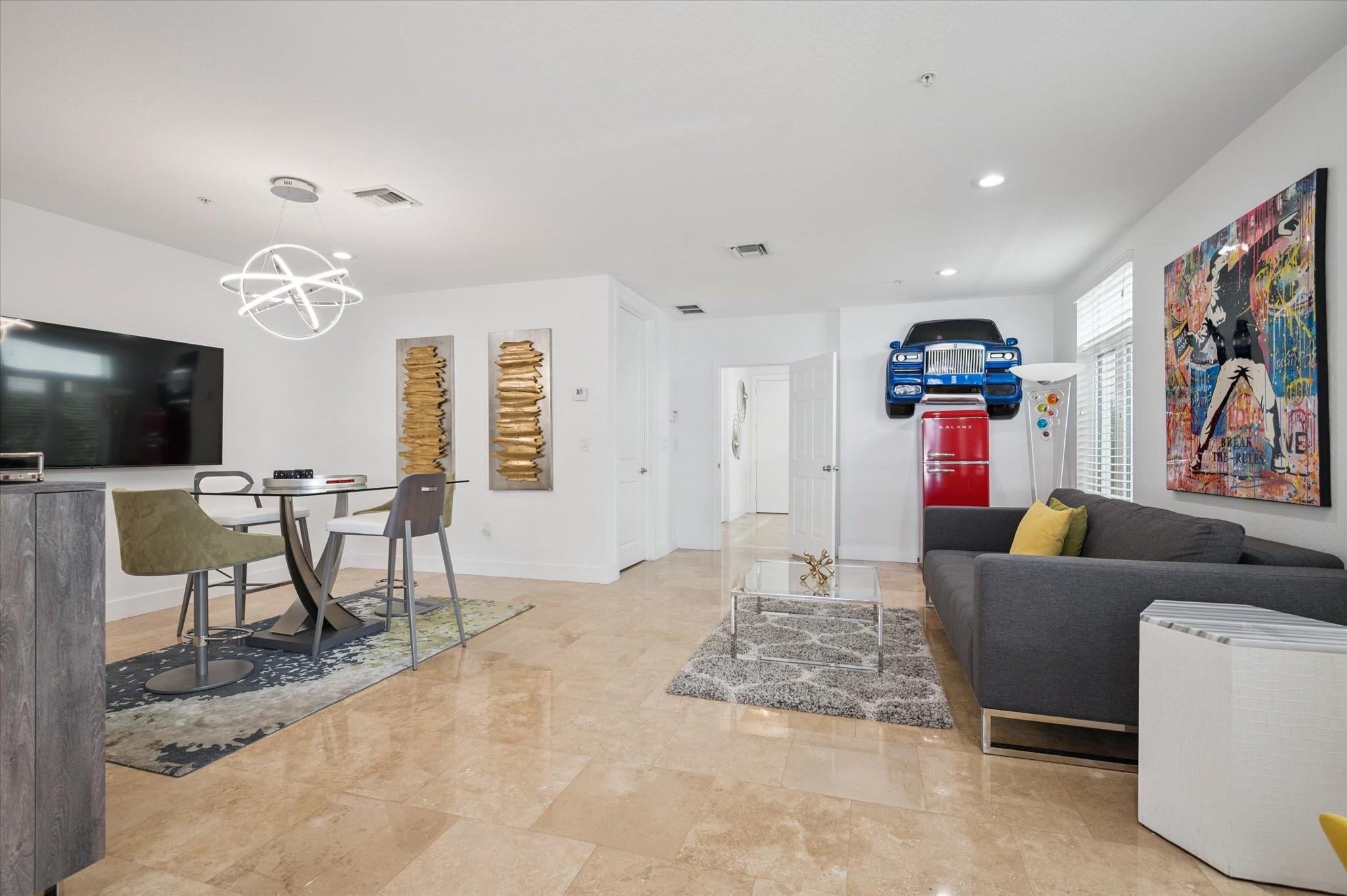 63 Isle Of Venice Dr 63