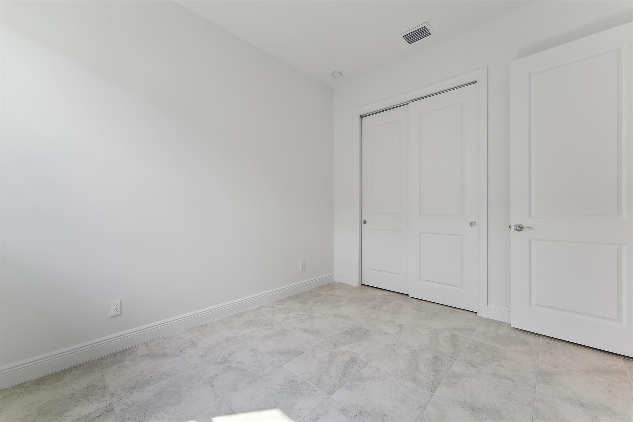 VERANO SOUTH PUD 1 - POD - Residential Lease