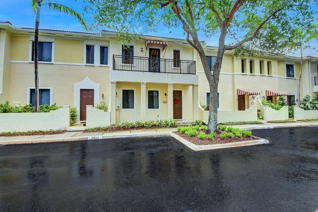 Photo of 2605 Venetian Drive, Boynton Beach, FL 33426 (MLS # R10732566)