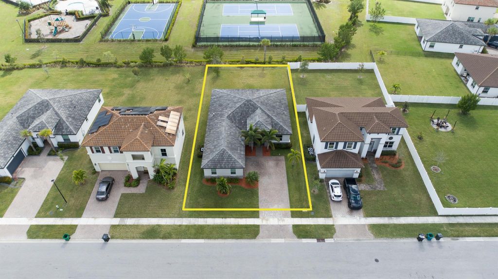 Photo of 7182 NW Farnsworth Circle, Port Saint Lucie, FL 34987 (MLS # R11104600)
