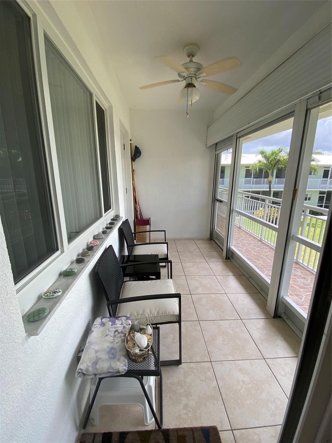 2100 NE 38th St 216
