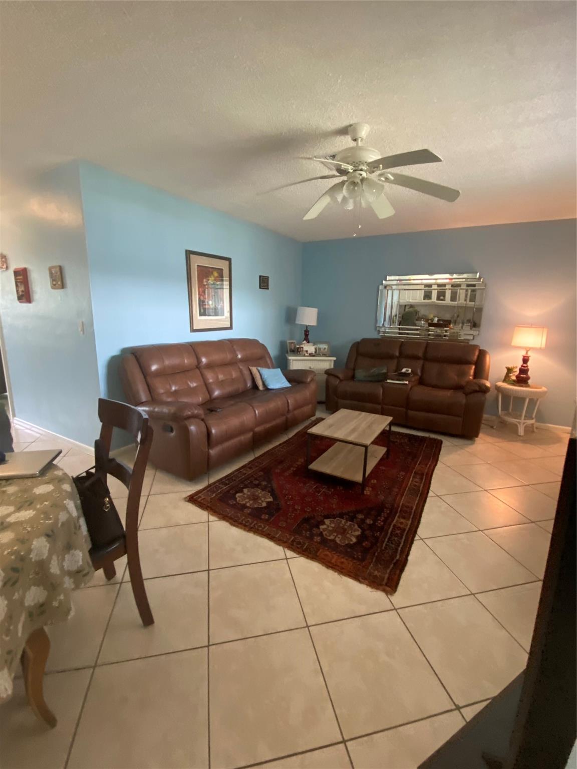 2100 NE 38th St 216