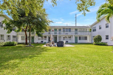 A home in Deerfield Beach