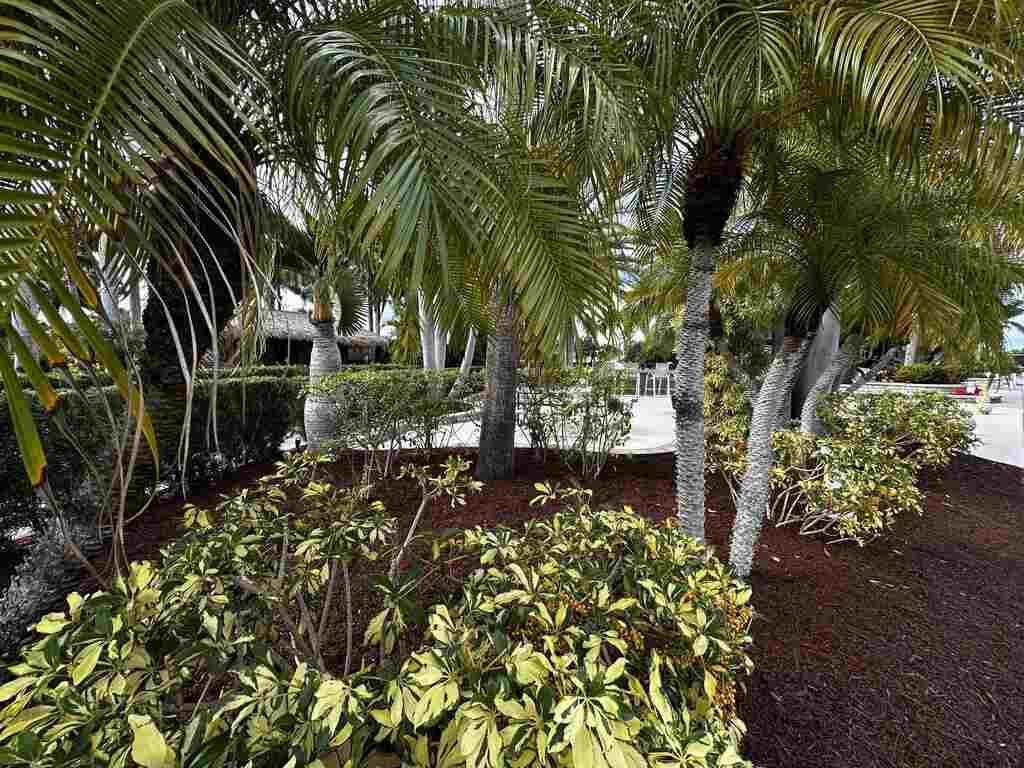 367 NW Foursome Lane