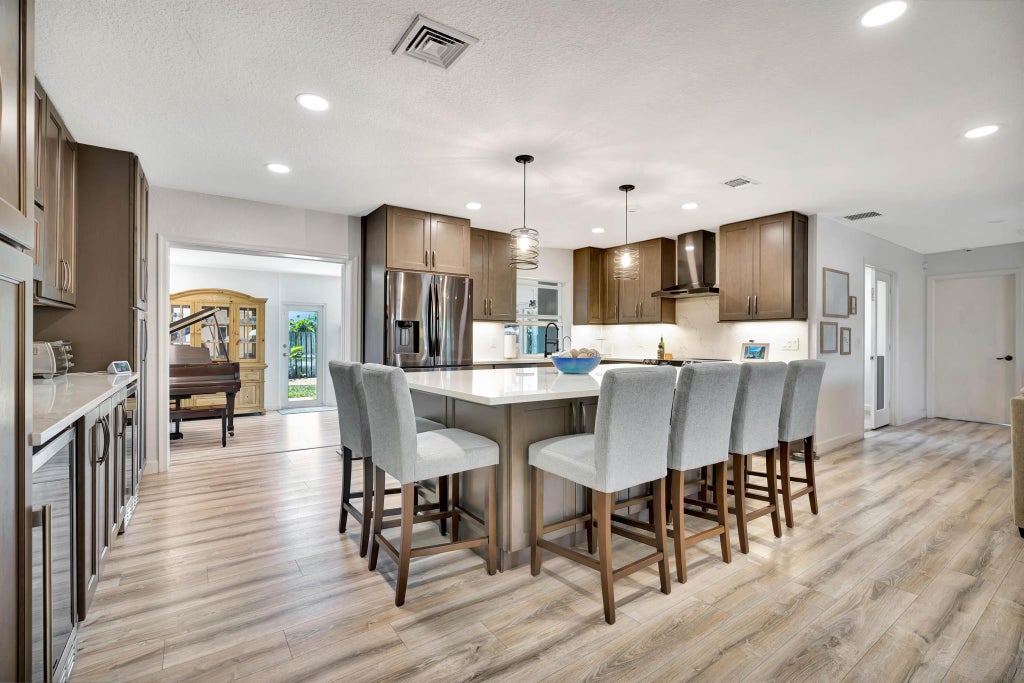 Photo of 4144 Ilex Circle S, Palm Beach Gardens, FL 33410 (MLS # R11094902)